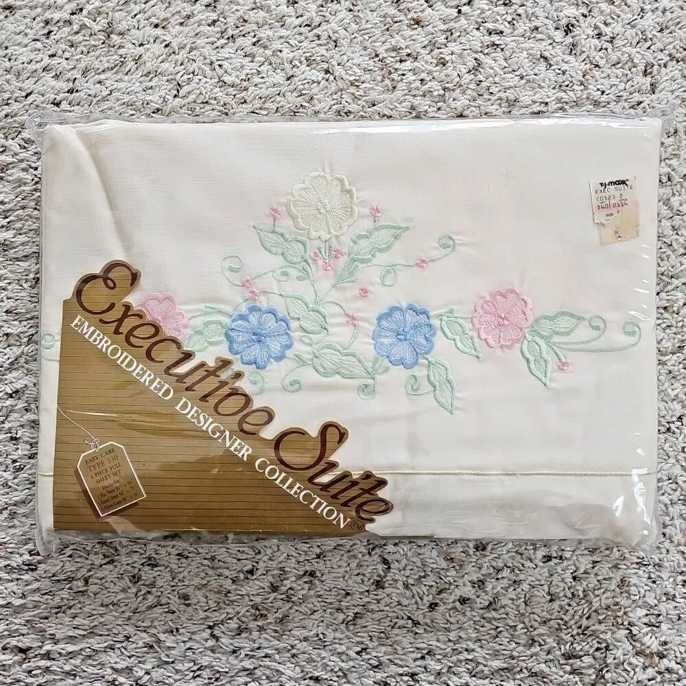 Vintage Executive Suite Embroidered Floral Cream Full Sheet Set NEW NOS Cottage